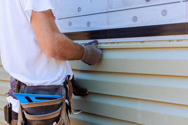 Trusted Emergency Siding Repair service in Potomac, MD - Creative Siding